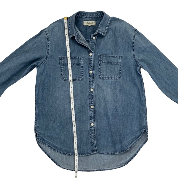 Madewell Chambray Button Down Shirt - Picture 3 of 5